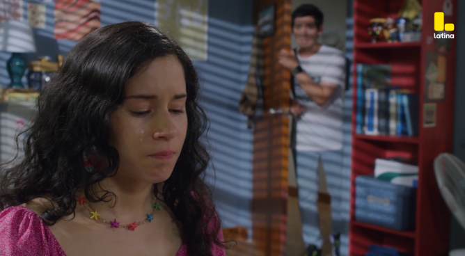 Pobre Novio Capítulo 141: Stella CASI hace pasar INCÓMODO MOMENTO a Isa y Eduardo tras encontrarse con Santiago