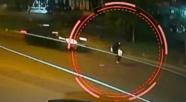 Hombre queda en UCI tras ser atropellado cuando salía a comprar su cena