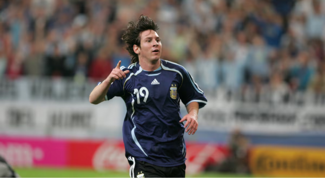 Messi, a 19 años de su debut en los Mundiales