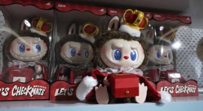 La fiebre por los Labubu se apodera de Lima: muñecos virales, precios altos y cientos de versiones