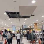 Clausuran temporalmente Metro de Plaza Lima Sur por caída de falso techo | VIDEO
