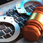 Bandas criminales usan WhatsApp y call centers falsos para robar datos de tarjetas