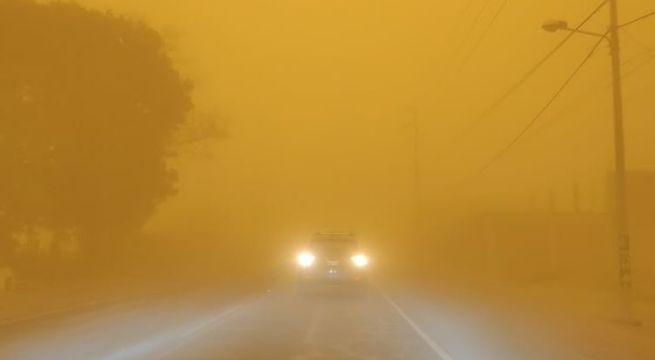 Tormenta de arena cubre Ica y sorprende a vecinos y turistas
