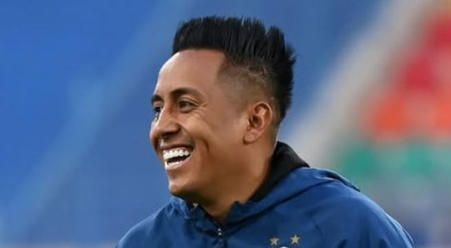 Critican a Christian Cueva por presuntas exigencias en Emelec: “Supera a Cristiano Ronaldo y Luis Miguel”