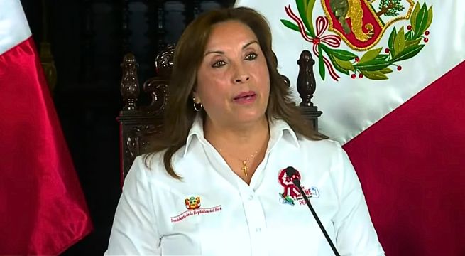 Dina Boluarte evita hablar sobre denuncia de Santiváñez contra periodistas de Latina
