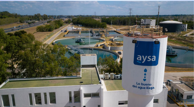 Gobierno de Milei anuncia privatización de empresa estatal de agua