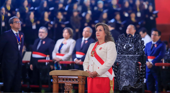 Dina Boluarte anuncia 