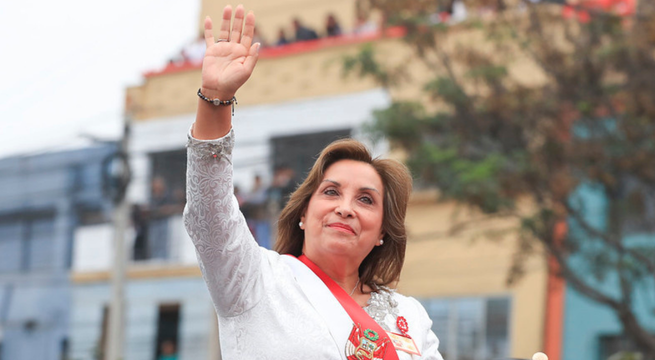 Dina Boluarte se retiró de la av. Brasil tras finalizar Gran Parada Militar | VIDEO