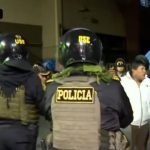 Policía desaloja a mineros tras diez días de plantón frente al Congreso