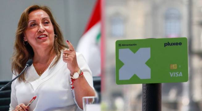 El “tarjetazo presidencial”: Dina Boluarte recibe S/ 5.000 mensuales en alimentos sin límite de gasto diario