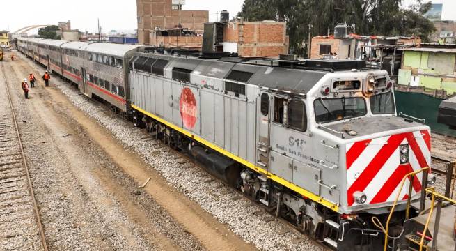 Con dos pisos, aire acondicionado y más: así es el interior del tren Lima–Chosica | VIDEO