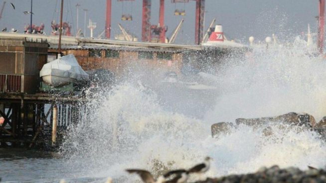 ¿Cuál es la diferencia entre alarma y alerta de tsunami?