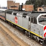 Rafael López Aliaga niega reducción de trenes donados para la ruta Lima–Chosica