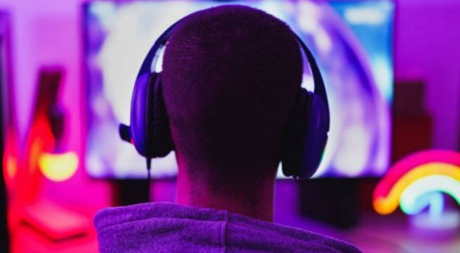 Ludopatía en casa: experto alerta sobre adicción infantil a juegos en línea