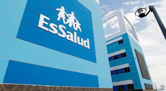 EsSalud: Más de 12 funcionarios vinculados a APP y Richard Acuña en puestos clave sin requisitos mínimos