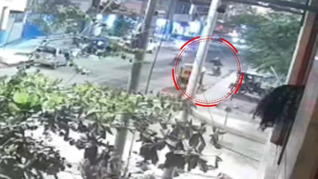 Tumbes: cámara de seguridad capta asesinato a mototaxista de siete disparos