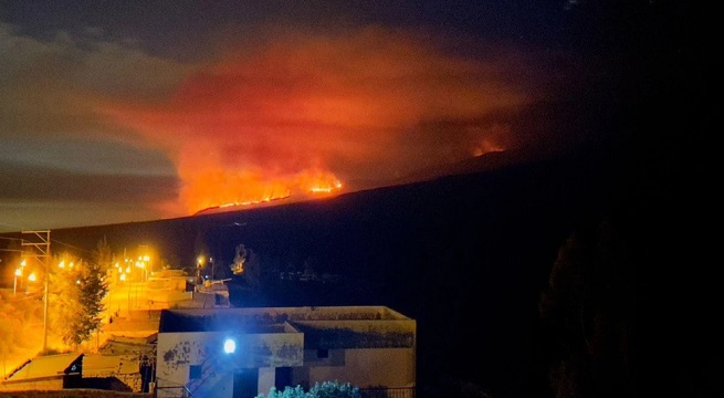 Arequipa: incendio forestal arrasa más de 40 hectáreas en las faldas del volcán Misti