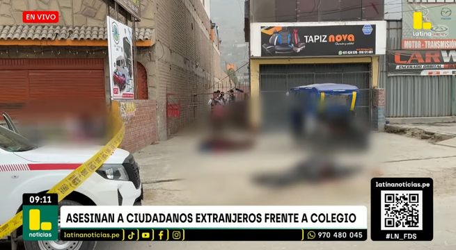 Asesinan a dos hombres mientras desayunaban frente a colegio | VIDEO