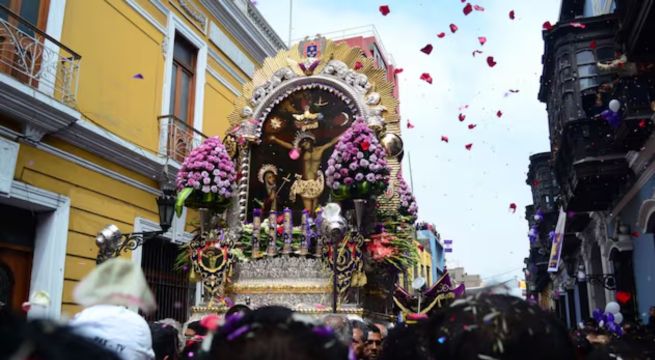 ¿Cuándo sale la próxima procesión del Señor de los Milagros y cuál es el recorrido?