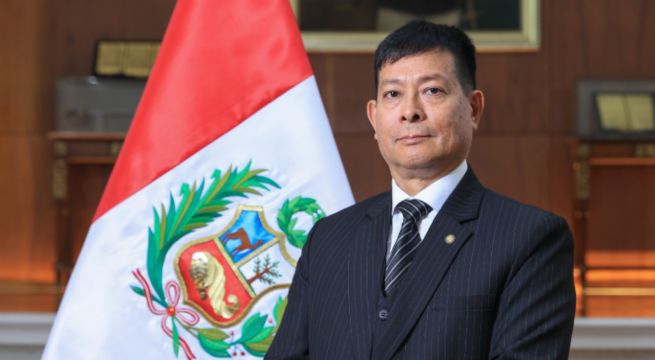 Presentan moción de censura contra premier Eduardo Arana