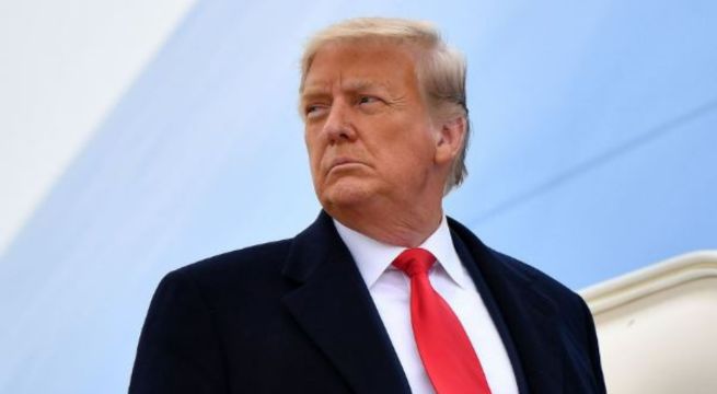 Donald Trump declara un 