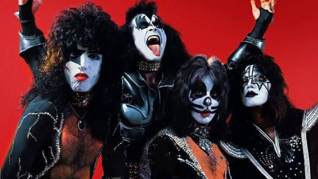 Muere uno de los fundadores de la mítica banda de rock Kiss a los 74 años