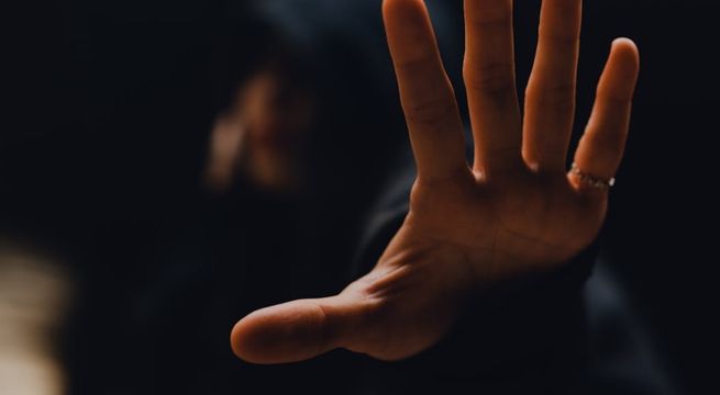 Feminicida escapa de comisaría en Cusco: policía sería su cómplice