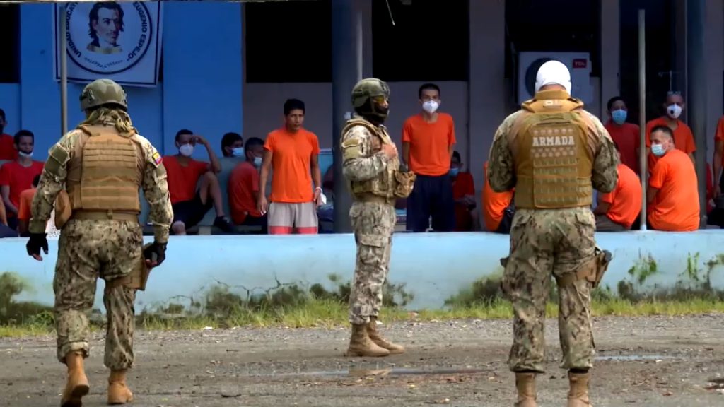 Violentos motines en cárcel dejan más de 30 muertos y varios heridos