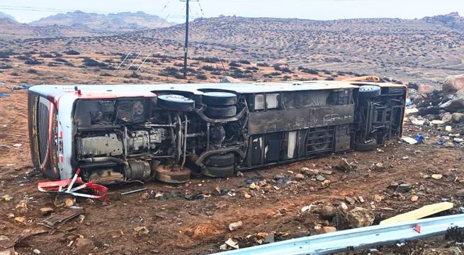 Despiste de bus interprovincial deja 10 heridos en plena Panamericana Sur