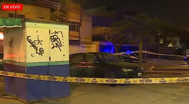 Surco: Hombre aparece muerto dentro de auto tras permanecer dos días estacionado