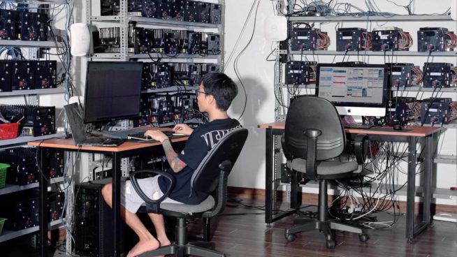 Las granjas de bots: ¿streamers compran vistas falsas? | VIDEO