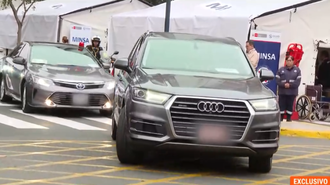 Falta de transparencia en entrega de autos de lujo para altos mandos policiales: proceso se realizó de manera reservada