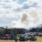 Avioneta cae cerca de aeropuerto y deja diez personas fallecidas en México