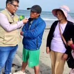 Familia pide ayuda para hallar a joven desaparecido en el mar: Su padre intentó salvarlo, pero no pudo lograrlo