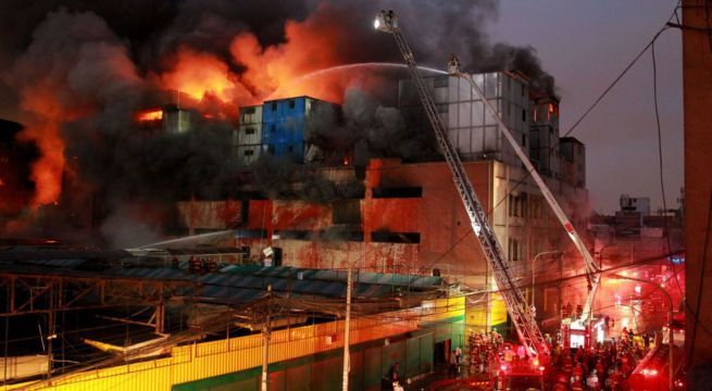 Bomberos atendieron 45 emergencias en Lima y Callao durante celebraciones