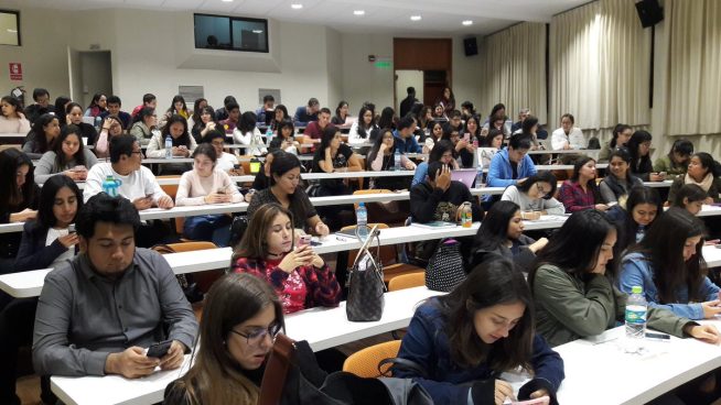 Acceso a la universidad crece 52%, pero solo 3 de cada 10 peruanos alcanza estudios universitarios