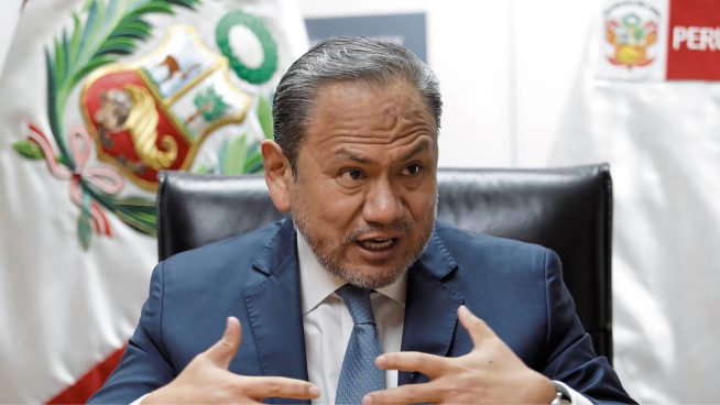 Mariano González, precandidato a la presidencia, desconfía del sistema electoral en el Perú