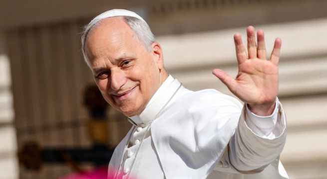 Papa León XIV desea Feliz Navidad en 10 idiomas | VIDEO