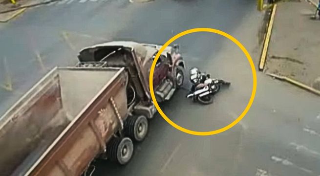 Policía muere atropellado por camión en plena Panamericana Norte