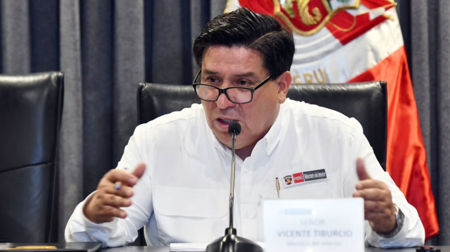 Ministro del Interior sobre corredor humanitario con Chile: "A nivel de Cancillería se está trabajando"