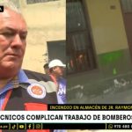 Bomberos encuentran pirotécnicos en medio del incendio en La Victoria