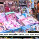 Familias llegan a comprar regalos para Navidad en galerías del Centro de Lima