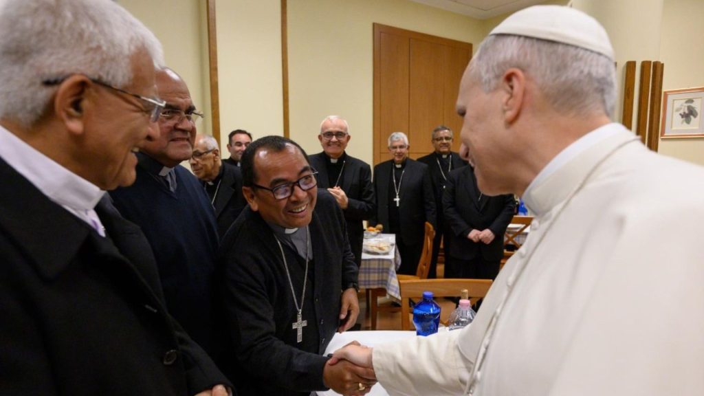 Papa León XIV sorprendió a los obispos peruanos que almorzaban en Roma