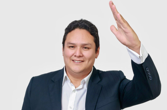 Enrique Valderrama: “El APRA afrontará el proceso electoral en completa unidad”