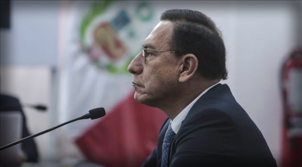Martín Vizcarra fue evacuado de emergencia al Hospital de Ate por segunda vez