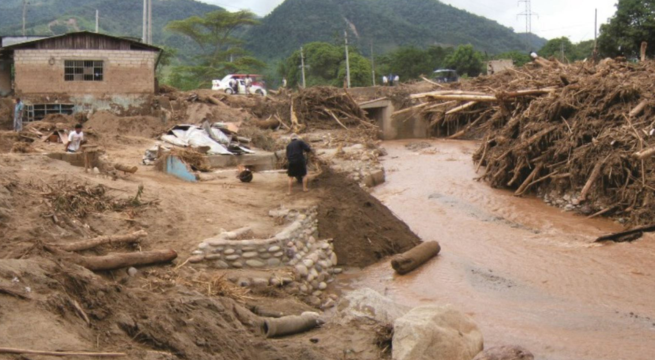 Indeci confima 12 fallecidos y 400 damnificados por lluvias y deslizamientos en Perú