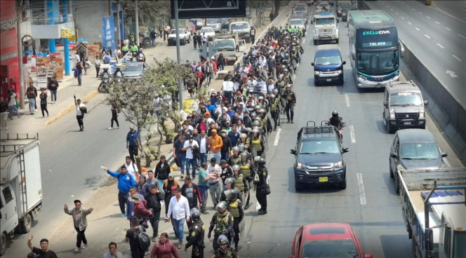Gremios de transportistas confirman paro para el 14 de enero en Lima y Callao
