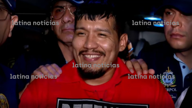 Erick Moreno ‘El Monstruo’ se ríe tras su llegada a Lima por extradición de Paraguay | VIDEO