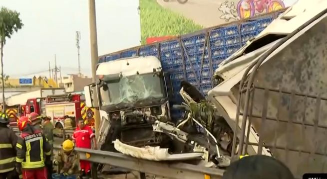 Tragedia en la Panamericana Sur: Triple choque deja dos muertos y al menos seis heridos en San Juan de Miraflores