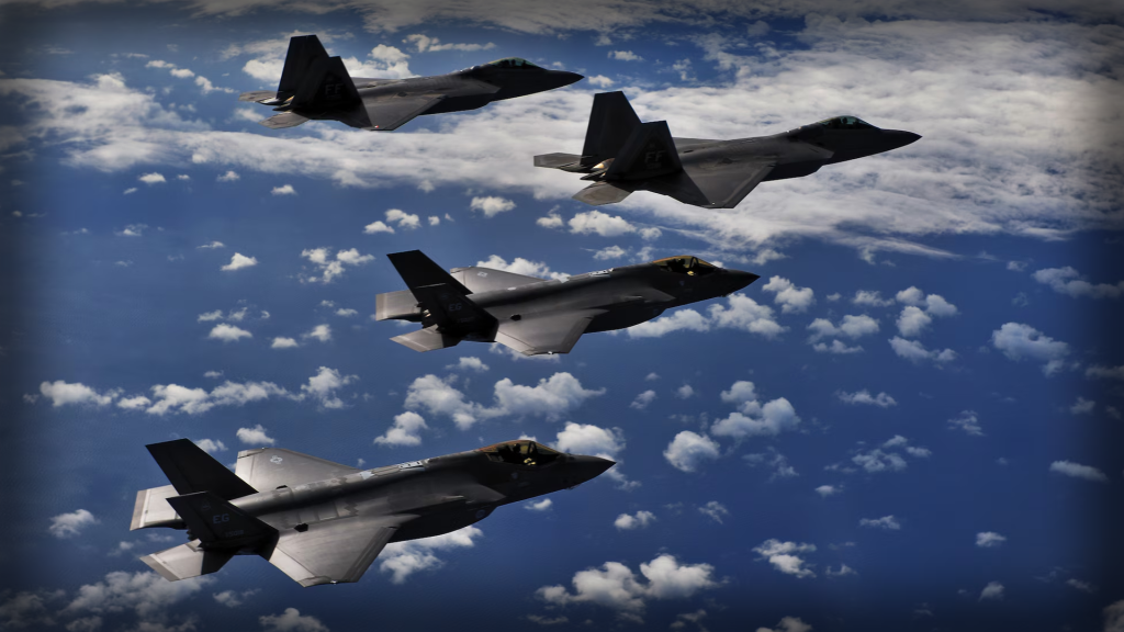 Estados Unidos alerta peligro en espacio aéreo de México y Colombia por “maniobras militares”